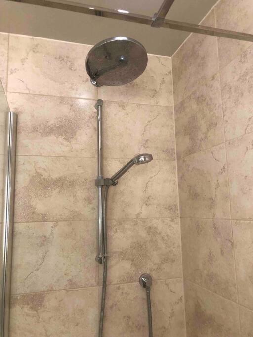 29 Comfort House 2 Bedroom Townhouse With Parking Сканторп Экстерьер фото